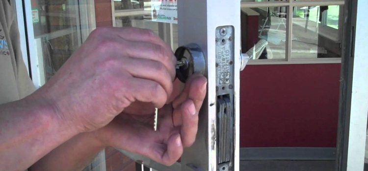 commercial door lock repair Garden Acres
